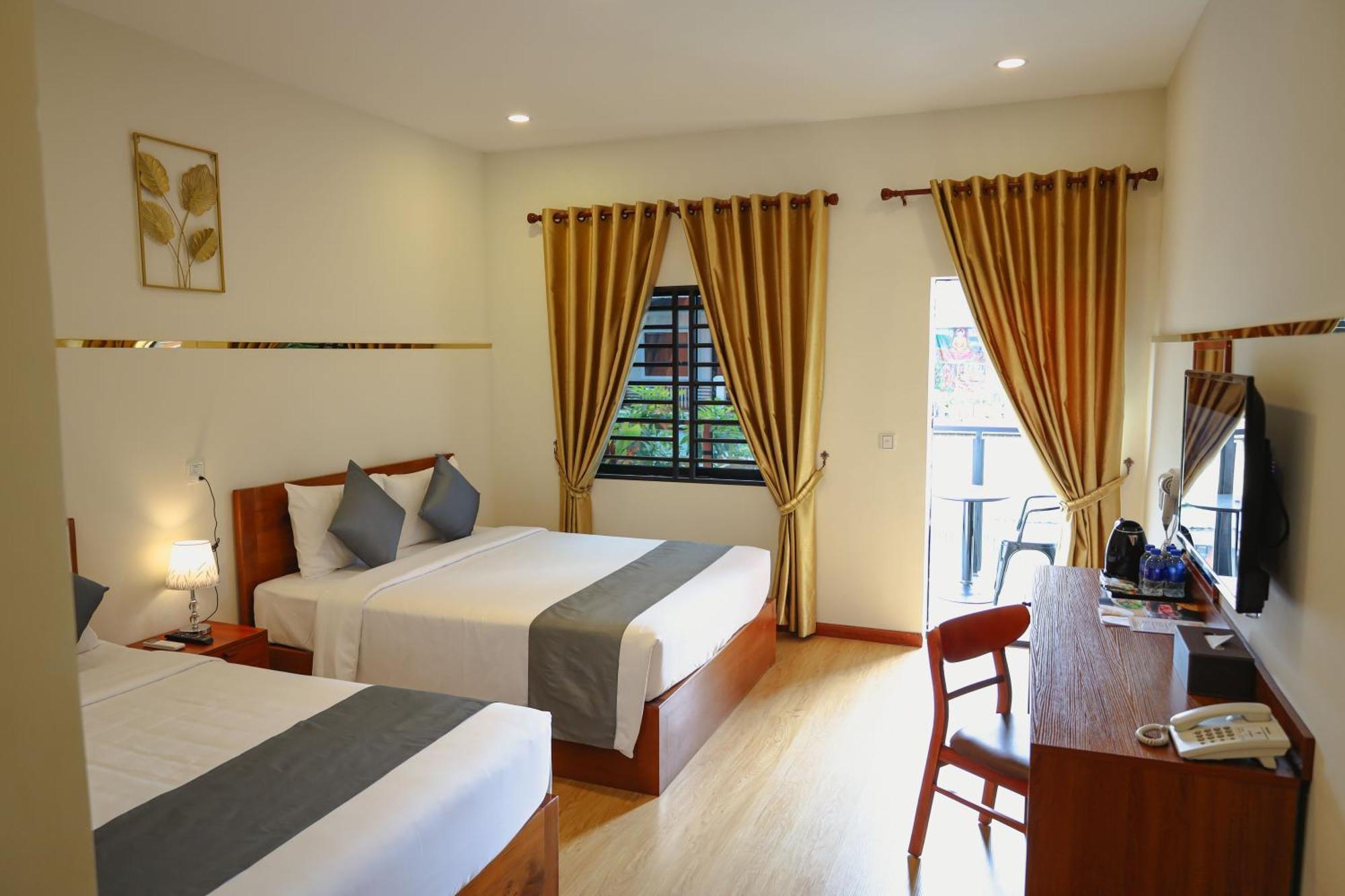 Nimith Hotel & Restaurant Phnom Penh Esterno foto